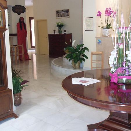 بيرايوس Efplias Hotel Apartments المظهر الخارجي الصورة