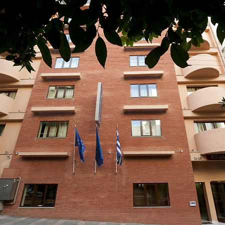بيرايوس Efplias Hotel Apartments المظهر الخارجي الصورة