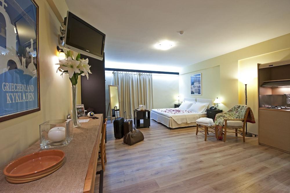 بيرايوس Efplias Hotel Apartments المظهر الخارجي الصورة