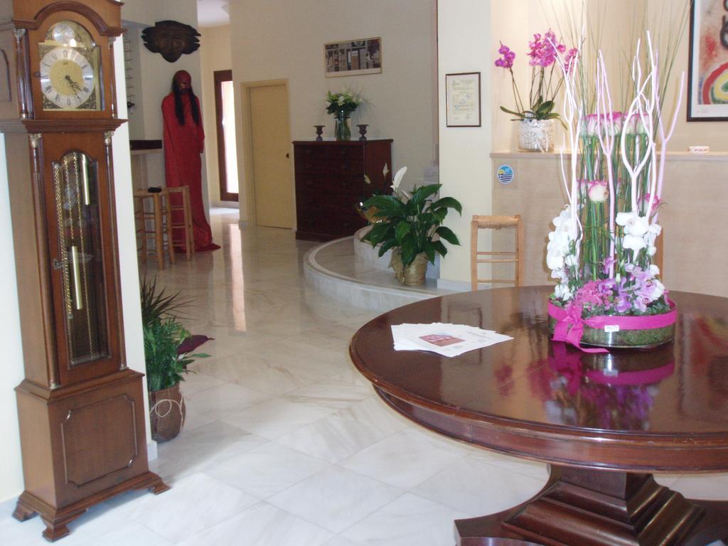 بيرايوس Efplias Hotel Apartments المظهر الخارجي الصورة