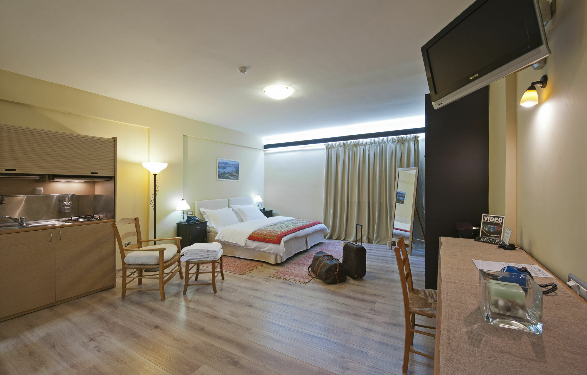 بيرايوس Efplias Hotel Apartments المظهر الخارجي الصورة