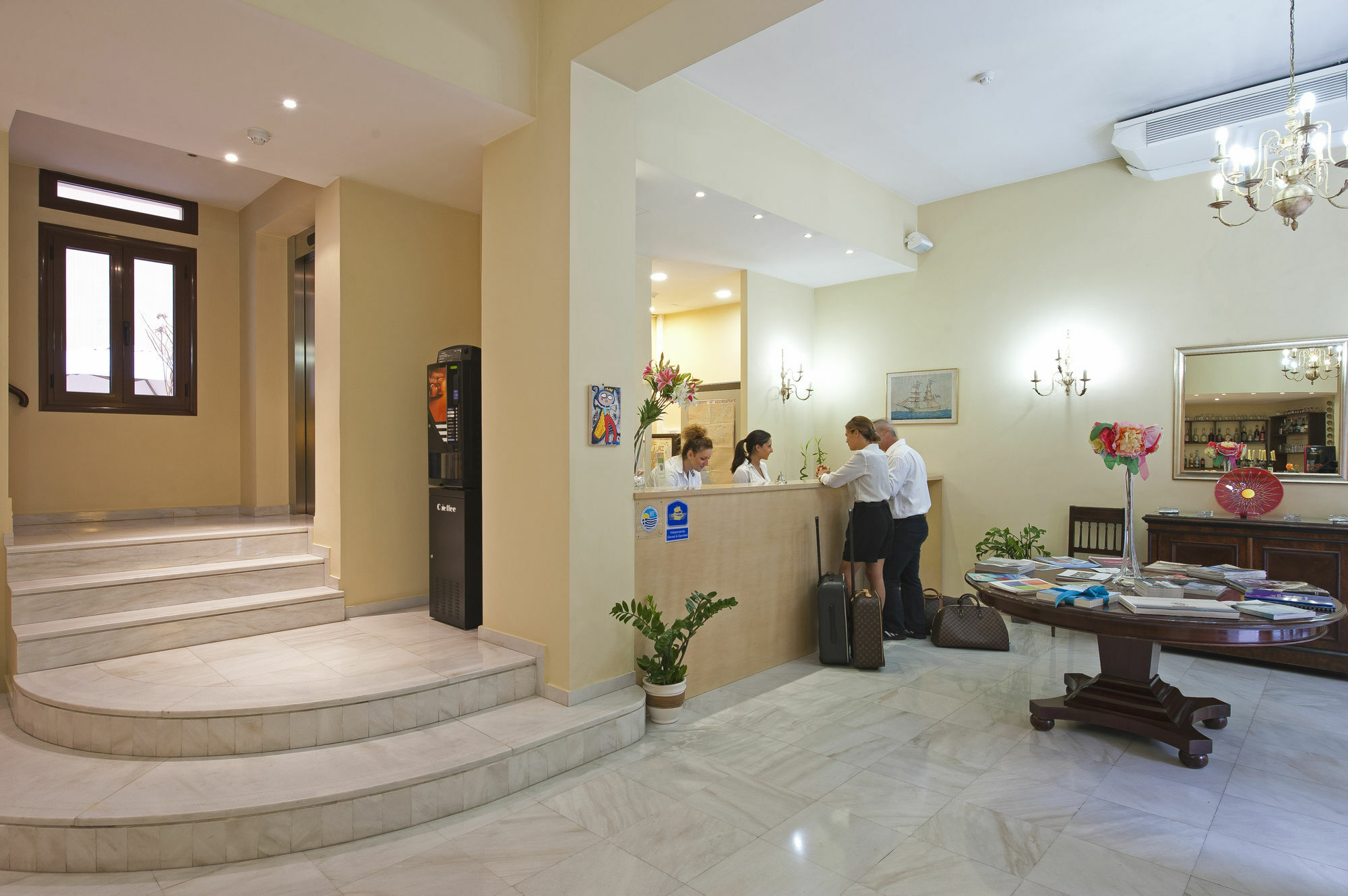 بيرايوس Efplias Hotel Apartments المظهر الخارجي الصورة