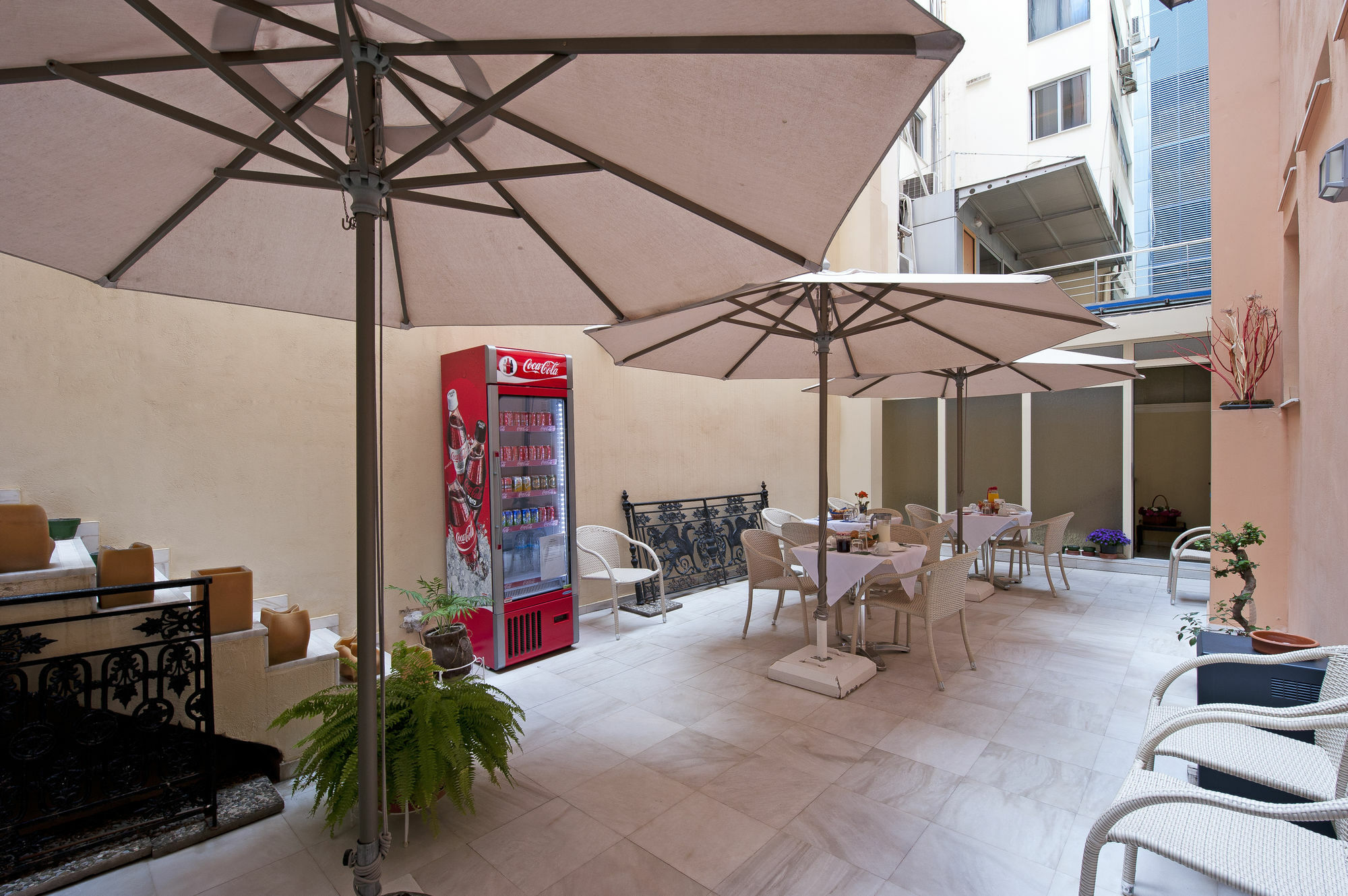 بيرايوس Efplias Hotel Apartments المظهر الخارجي الصورة